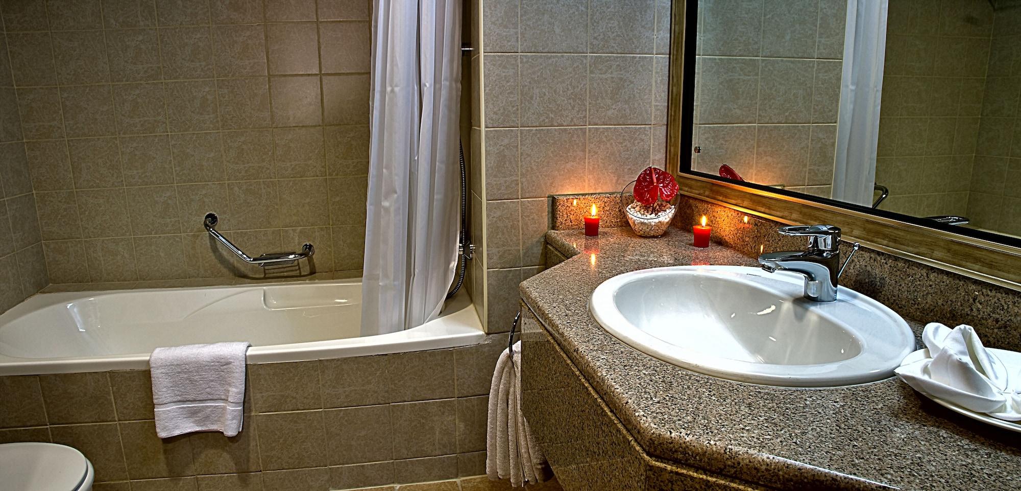 Chelsea Gardens Aparthotel 4*