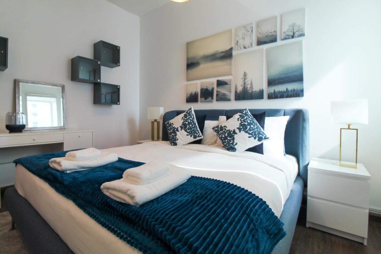 Stylish & Brand New 1 Bedroom. Marina * Dubai