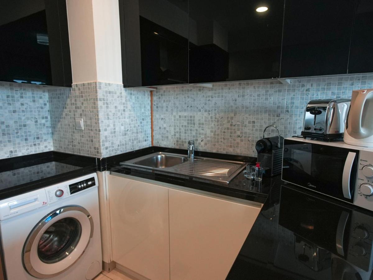 Apartamento Luxurious - Damac Mall Street
