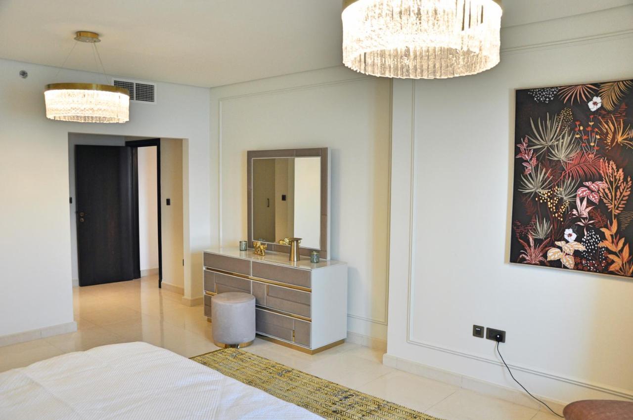 Apartment Spacious 4 Bd With Amazing Sea View Dubai