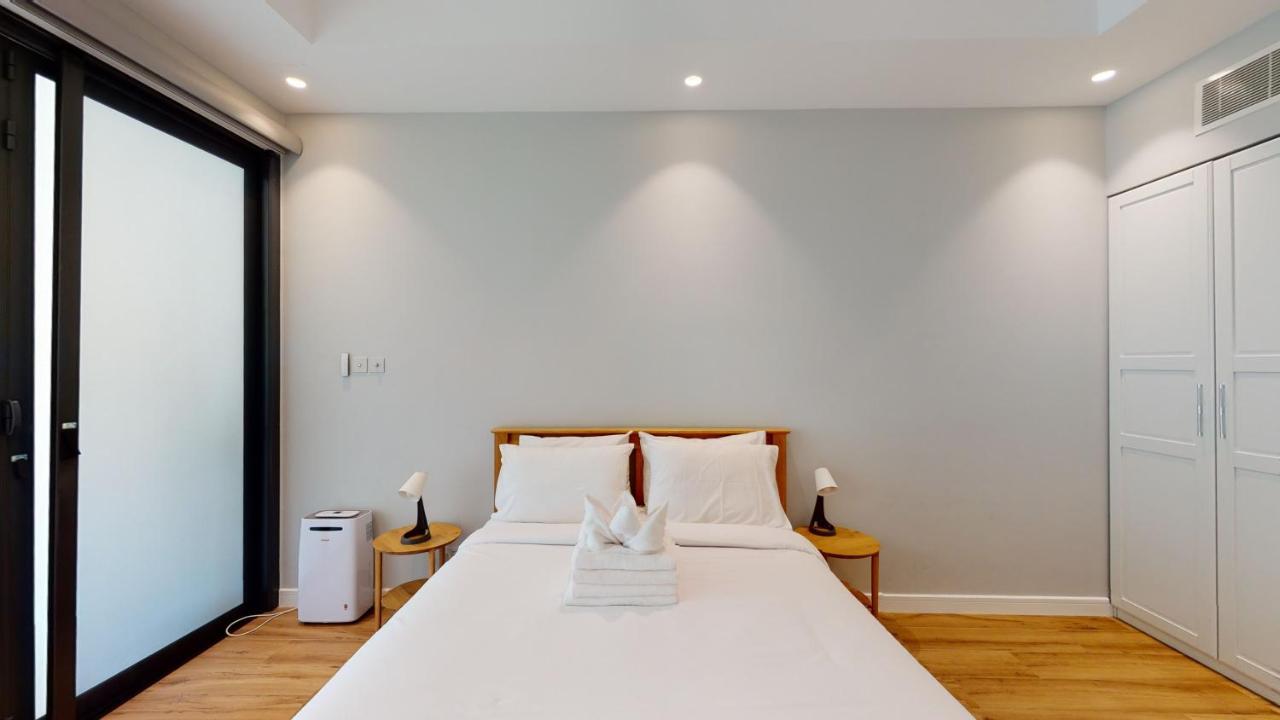 Key View - Azure Residences Lejlighed
