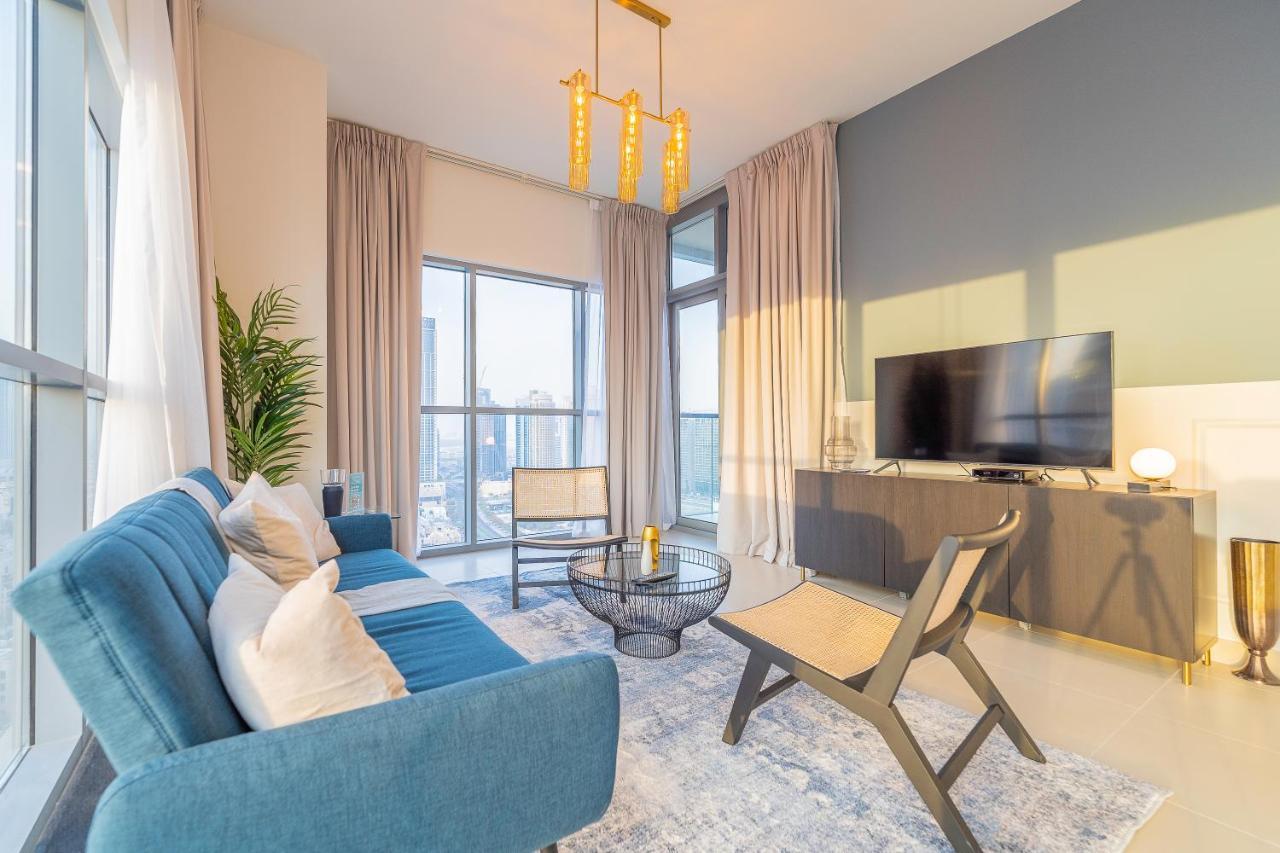 Spacious Art Deco With Burj & Canal Views * Dubái