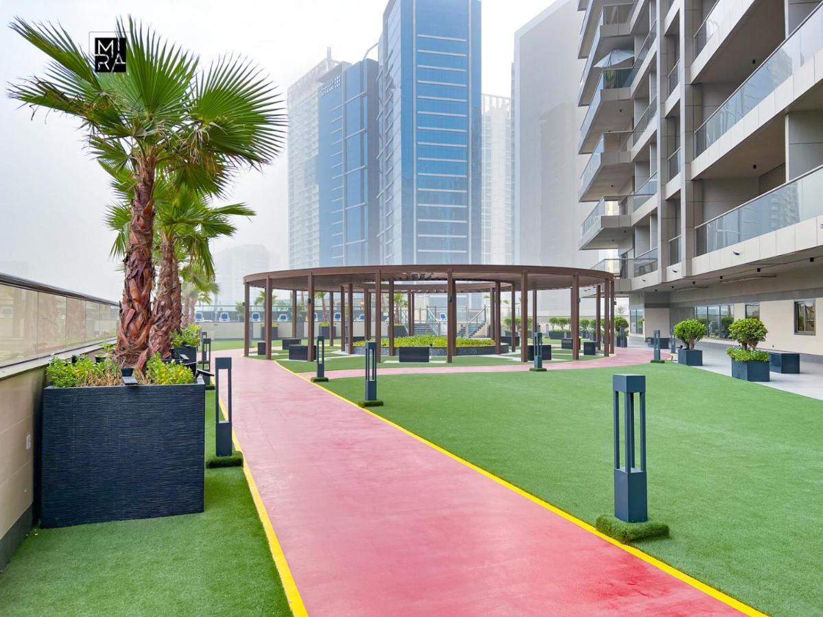 Mira Homes - Lovely Studio With Balcony In Downtown