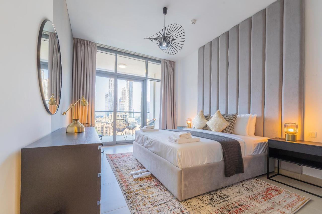 Nouveau Art Deco 3br With Burj & Canal Views *