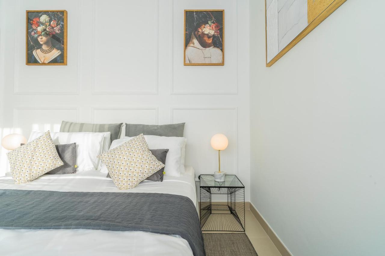 Appartement Nouveau Art Deco 3br With Burj & Canal Views Dubaï