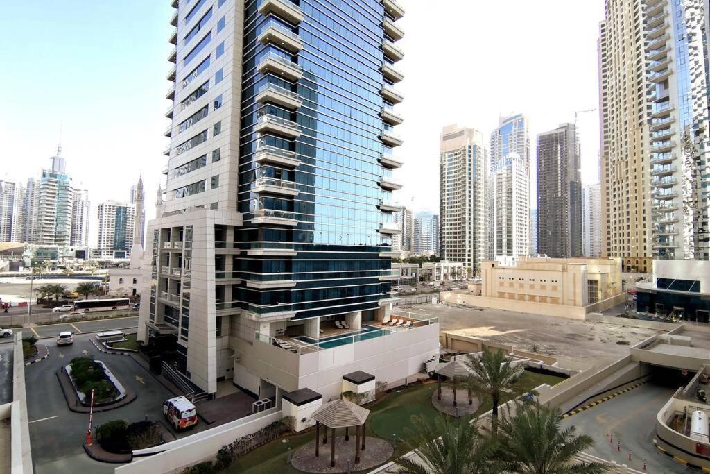 Jbr Studio At Royal Oceanic Tower Apartment