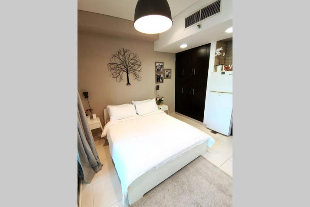 Jbr Studio At Royal Oceanic Tower