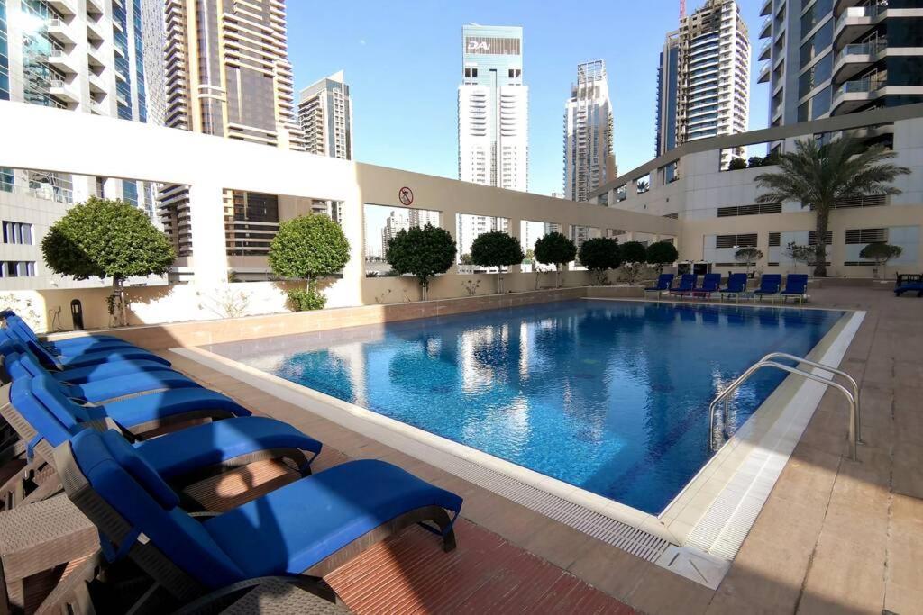 Jbr Studio At Royal Oceanic Tower Apartment *