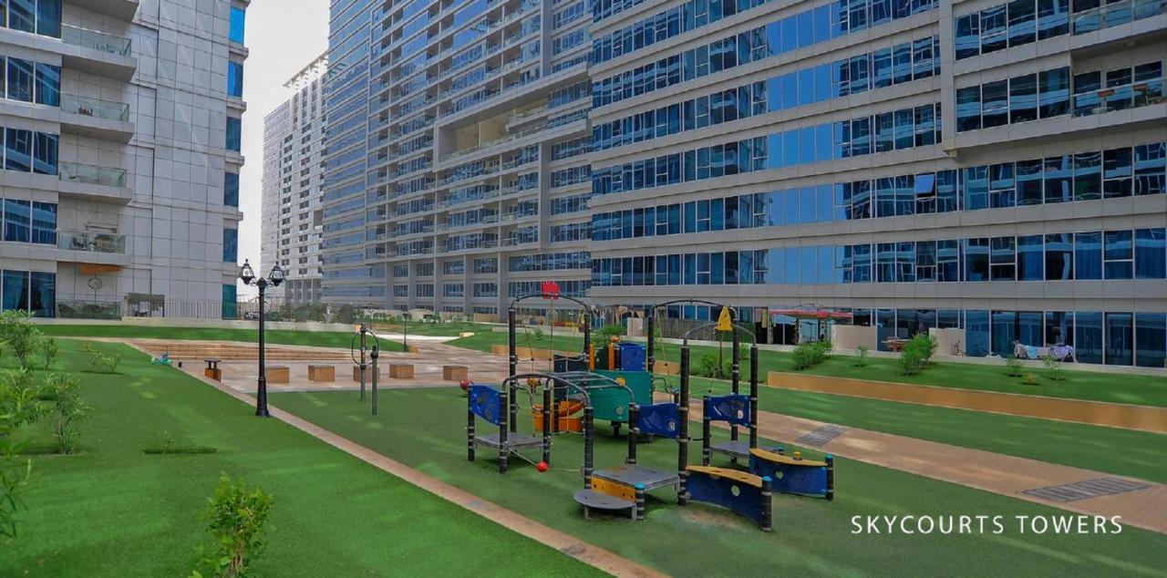 Octavius Home, Large 2 Bedroom Near Global Village & Outlet Mall *