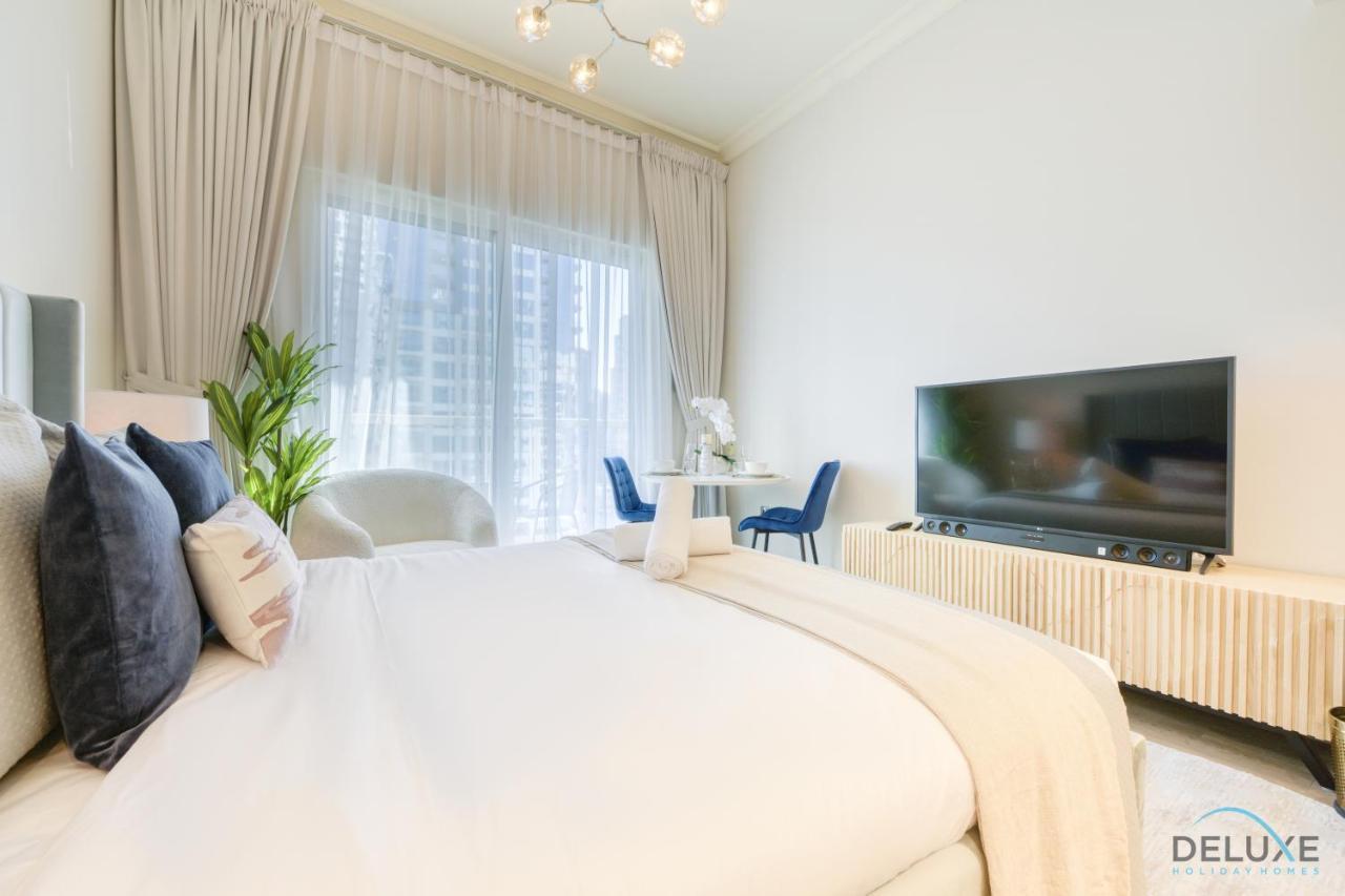 Stunning At Marina Views A Marina By Deluxe Homes Apartemen