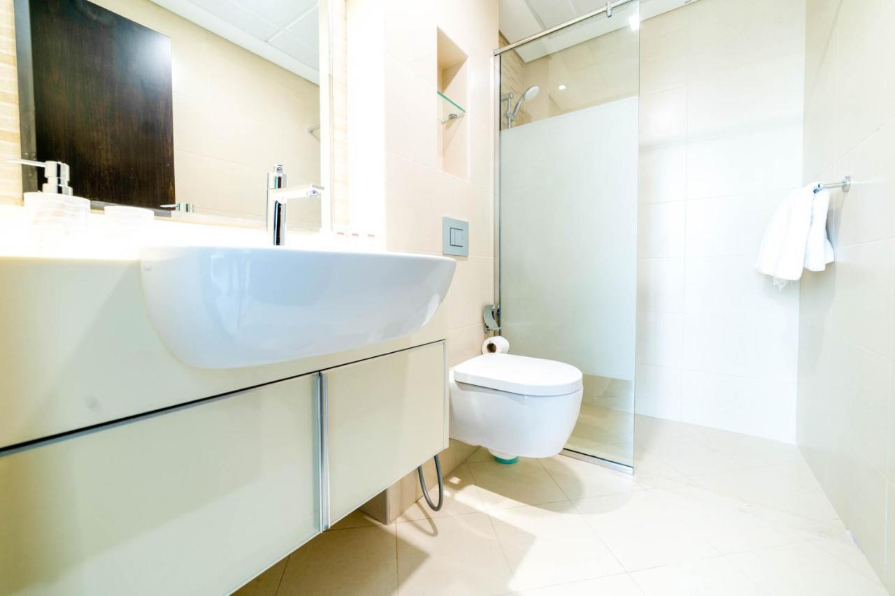 Oyo 558 Najma Tower 2br Dubai
