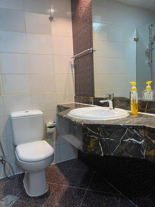 Cozy Studio, Close To The And Metro Station