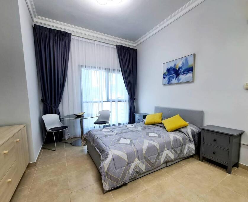 Cozy Studio, Close To The And Metro Station Apartment Dubai