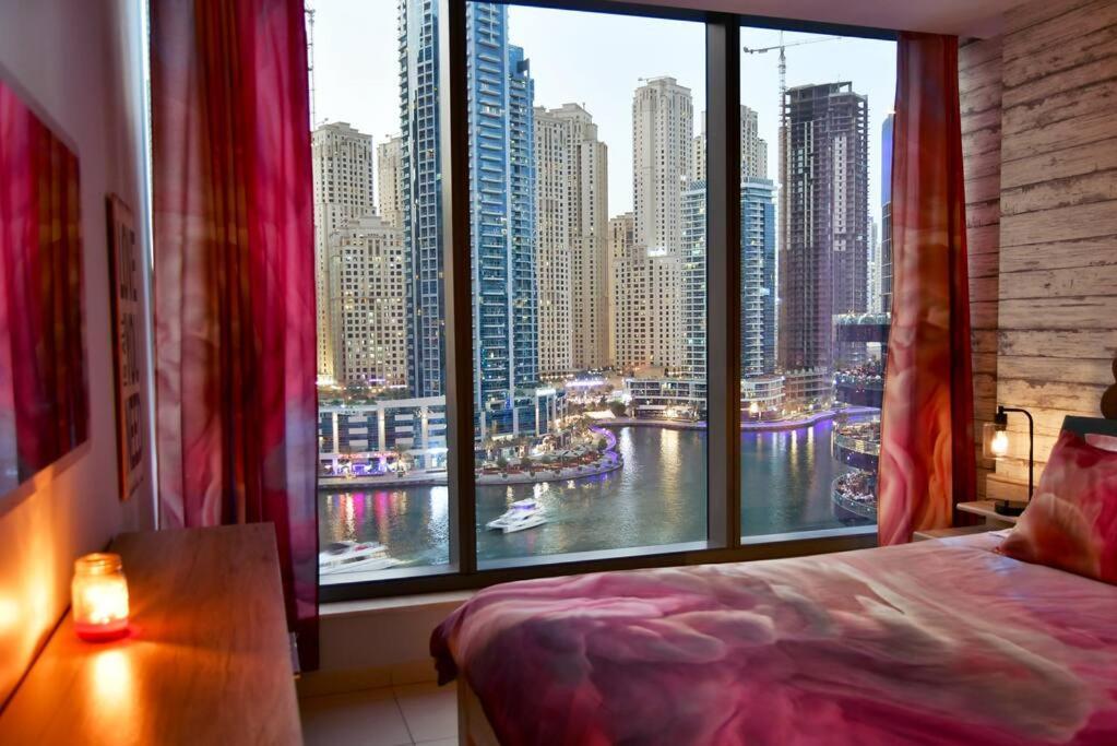 Appartamento Stylish 1-br Marina View Apt In Silverene Tower
