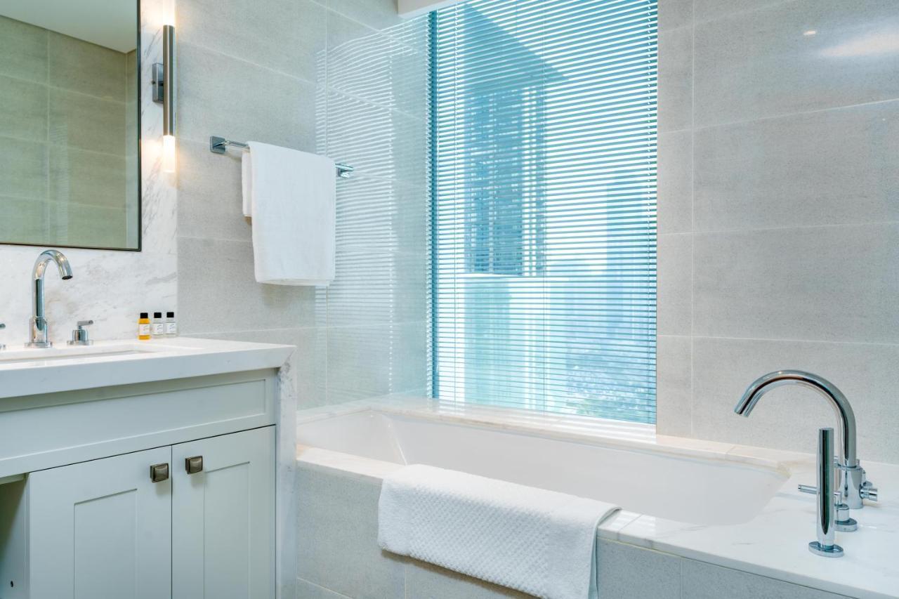 White Sage - Modern And Unique With Fountain Views *
