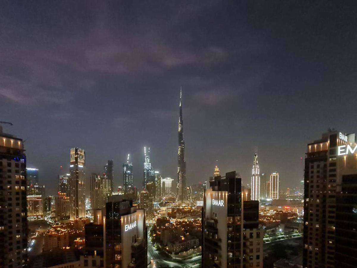 Trophy Elite Elegance With Panaromic Burj Khalifa Views Apartemen Dubai