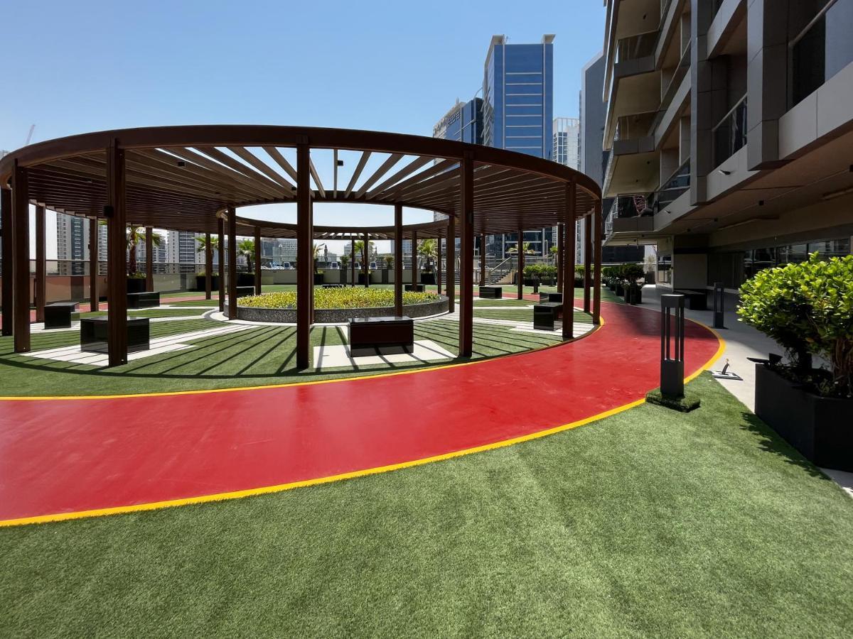 Trophy Elite Elegance With Panaromic Burj Khalifa Views Apartemen