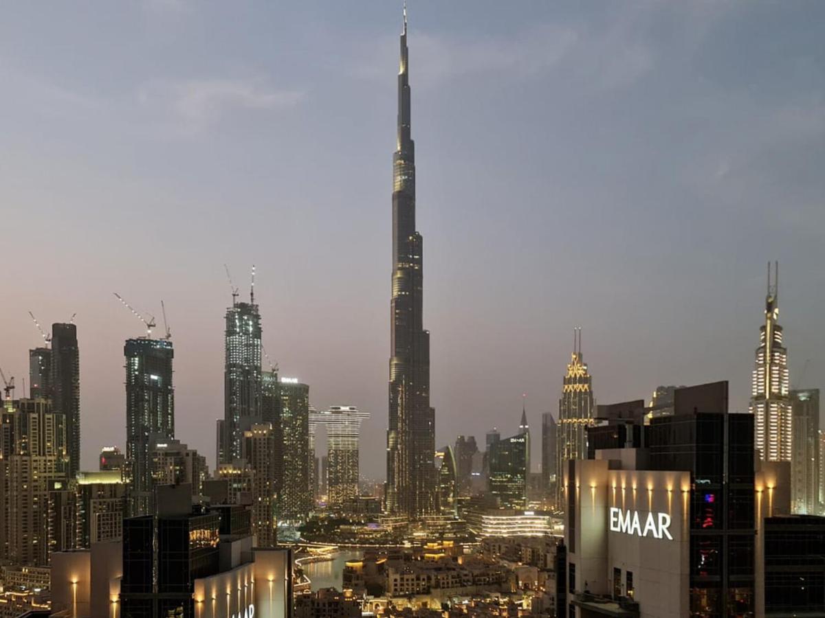 Trophy Elite Elegance With Panaromic Burj Khalifa Views Apartemen