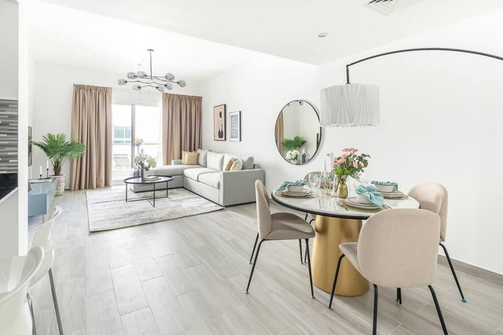 Apartment Frank Porter - Al Dhafrah, The Greens