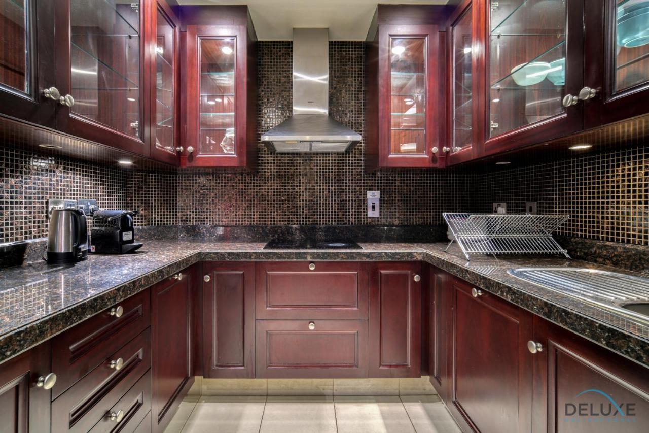 Short Distance From Burj Khalifa & Mall 1br Unit, Yansoon 5, Downtown By Deluxe Homes Apartment Dubai