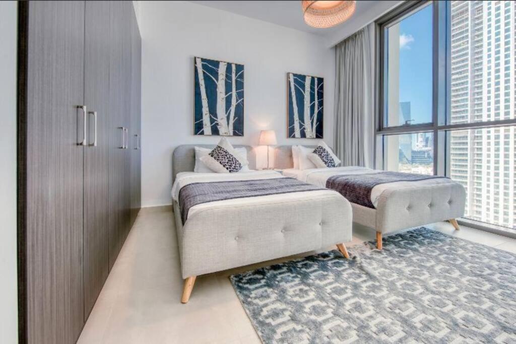 Apartemen Downtown Views, Downtown - Mint
