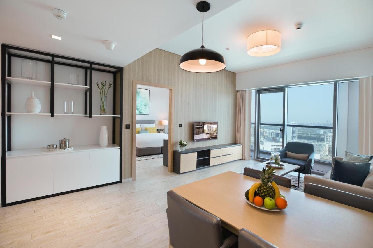 Millennium Executive Mont Rose