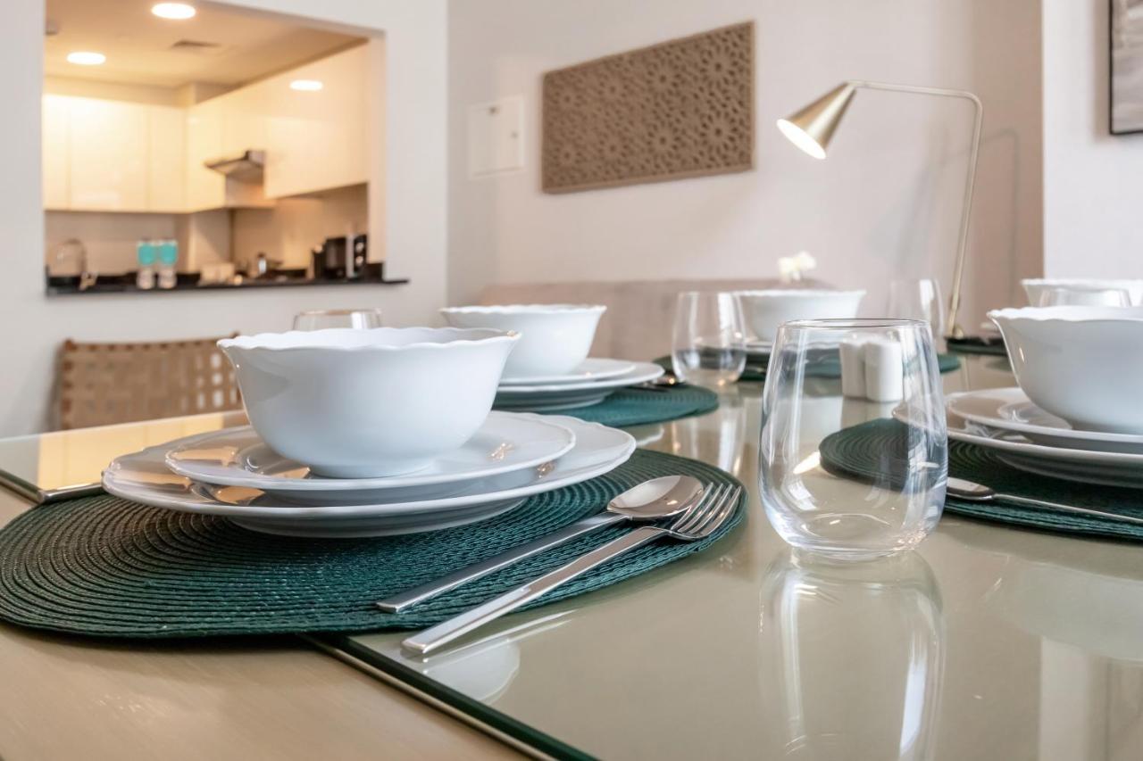 Fam Living - Marina - Steps Away From The Beach Apartamento Dubái