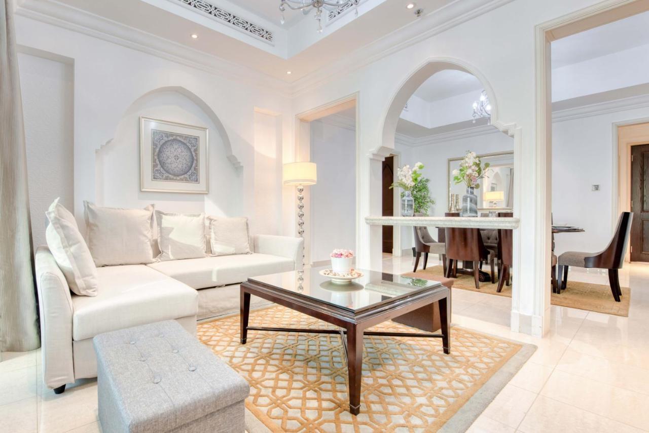 Maison Privee - Opulent Apt Beside Mall W Burj Khalifa Views Dubái