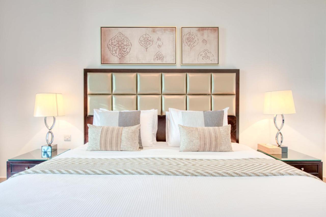 Apartamento Maison Privee - Opulent Apt Beside Mall W Burj Khalifa Views Dubái