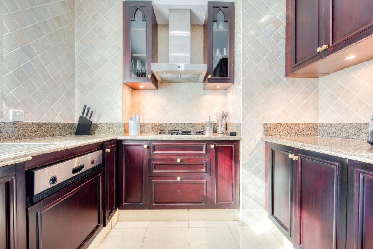 Maison Privee - Opulent Apt Beside Mall W Burj Khalifa Views Appartement Dubai