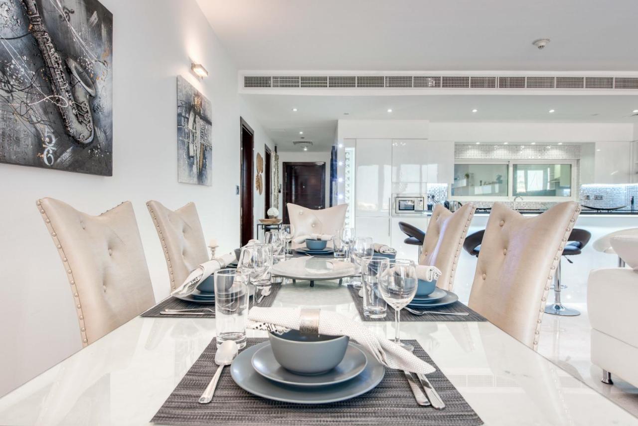 Maison Privee - Spacious Apt On Palm Jumeirah W Sea Views And Premium Facilities Access Appartement
