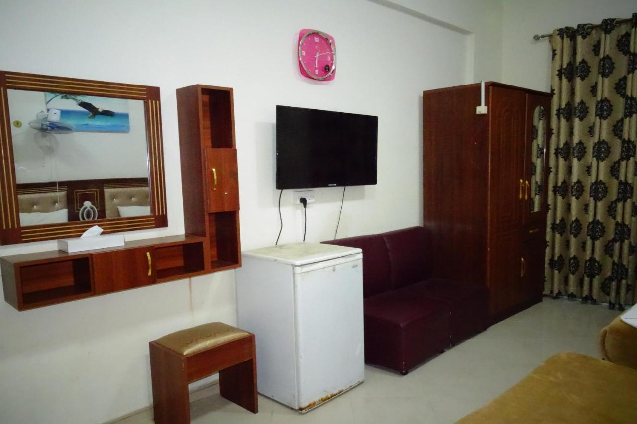 Super Oyo 945 Dream Touch 3*
