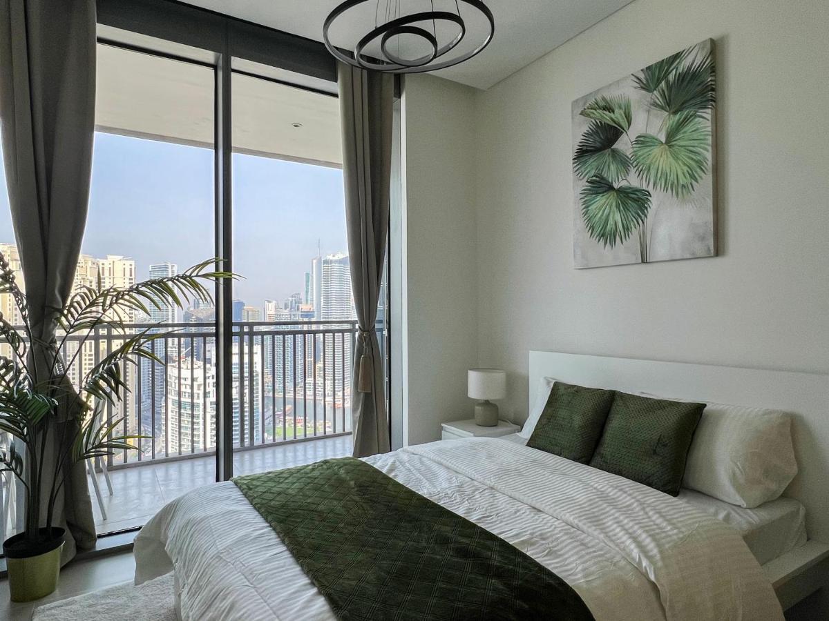 Plush Homes - Panoramic Beach View Chic 2 Bedroom In Marina Lejlighed