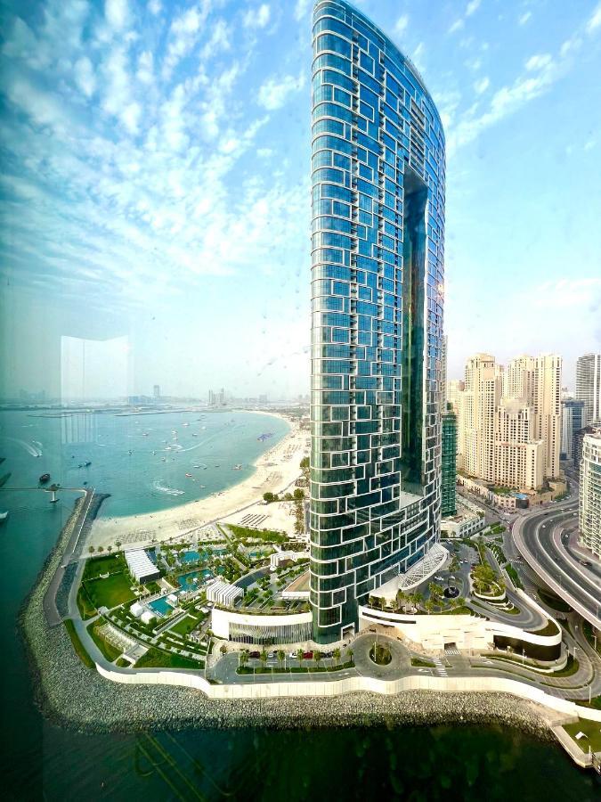 Plush Homes - Panoramic Beach View Chic 2 Bedroom In Marina Lejlighed