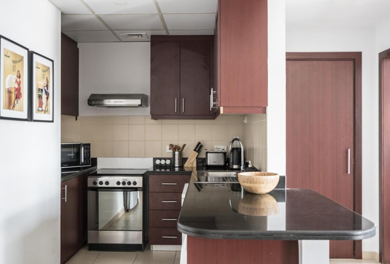 Higuests - Artistic Waterfront Apt, Perfect For Lovers Apartemen