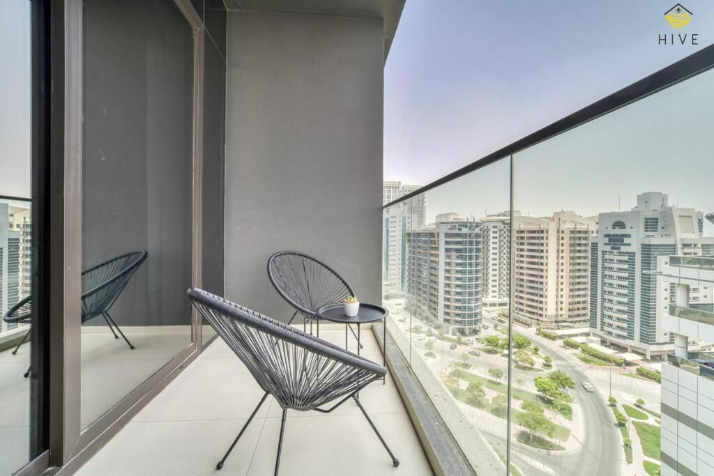 Apartament Gorgeous 1 Bedroom In Euro *