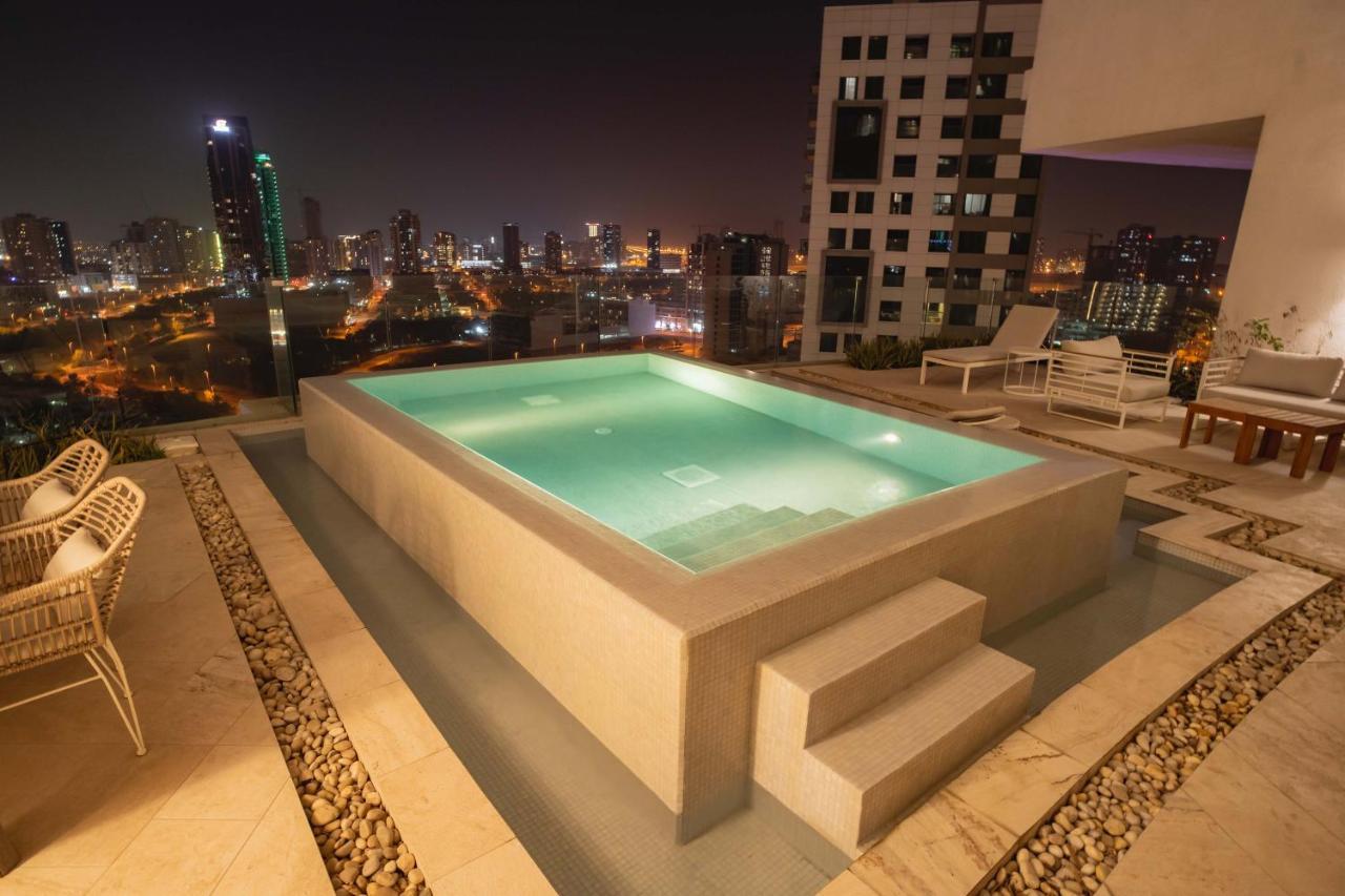Five Sky In Jvc With Private Pool Apartamento Dubai