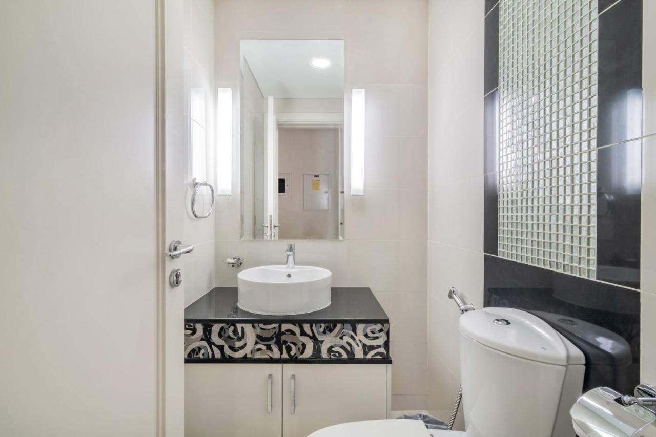 Appartement Baytik - Amazing 1 Bedroom Damac Mall Street, Downtown Dubai