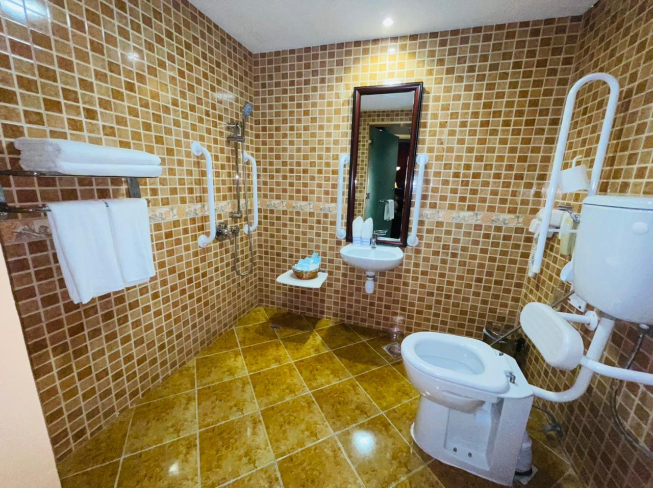 Claridge - 3* Dubai