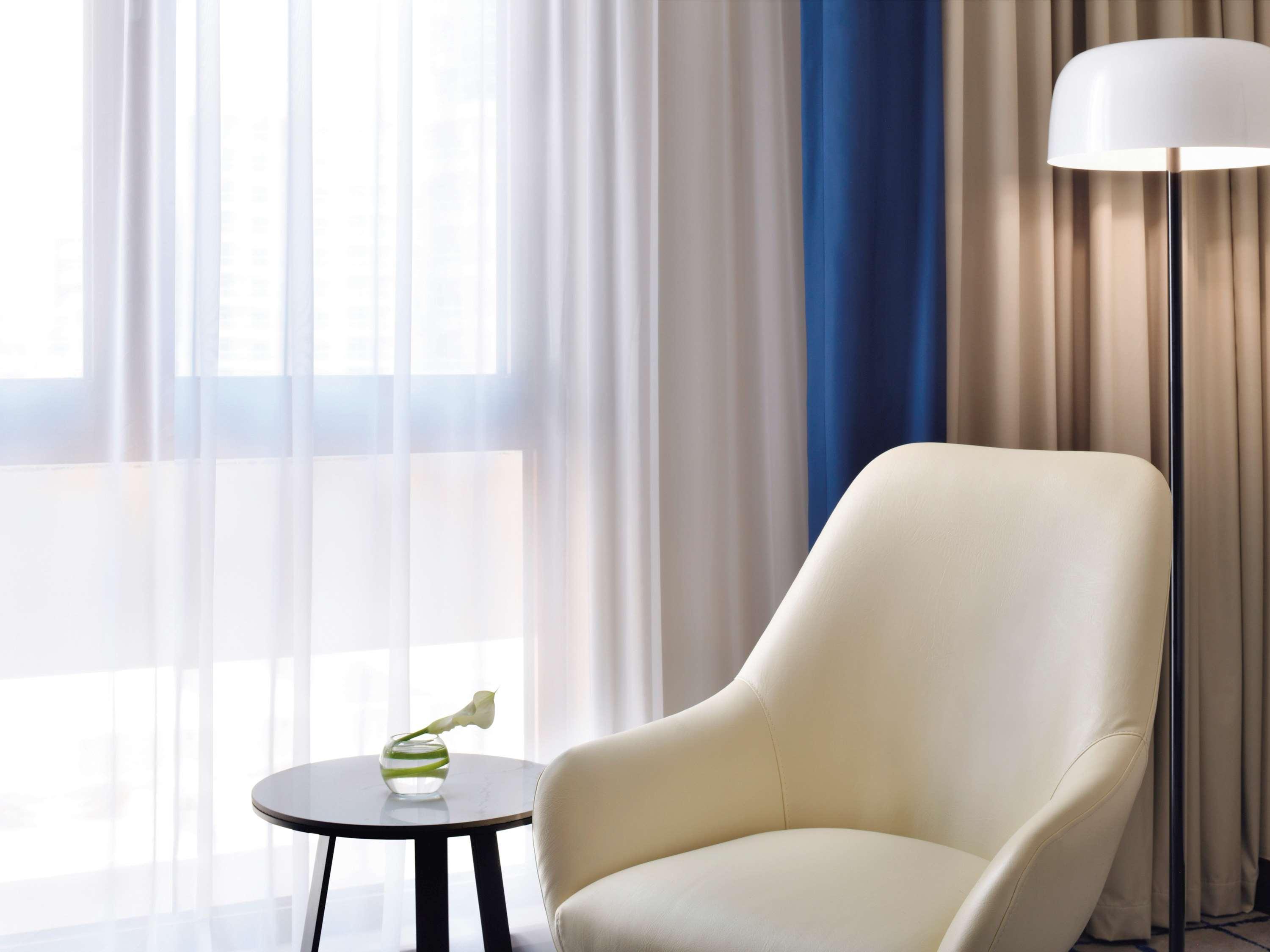 Moevenpick & Bur Hotel Dubai