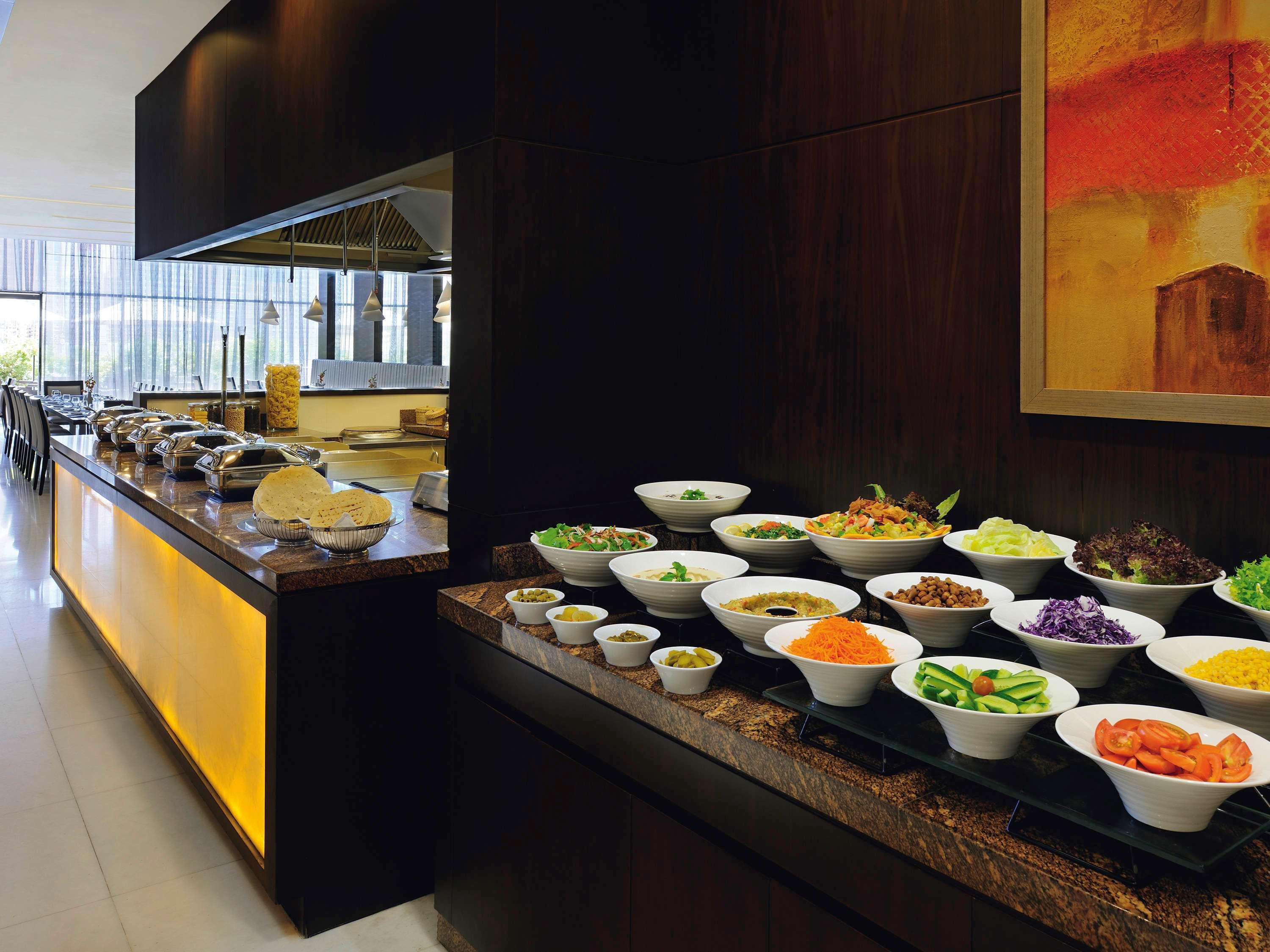 Mövenpick Al Mamzar Aparthotel Dubai