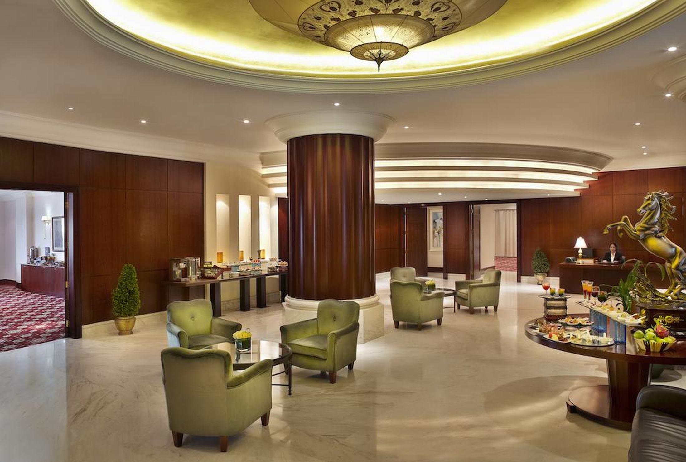 Apart-hotel Seasons 4*