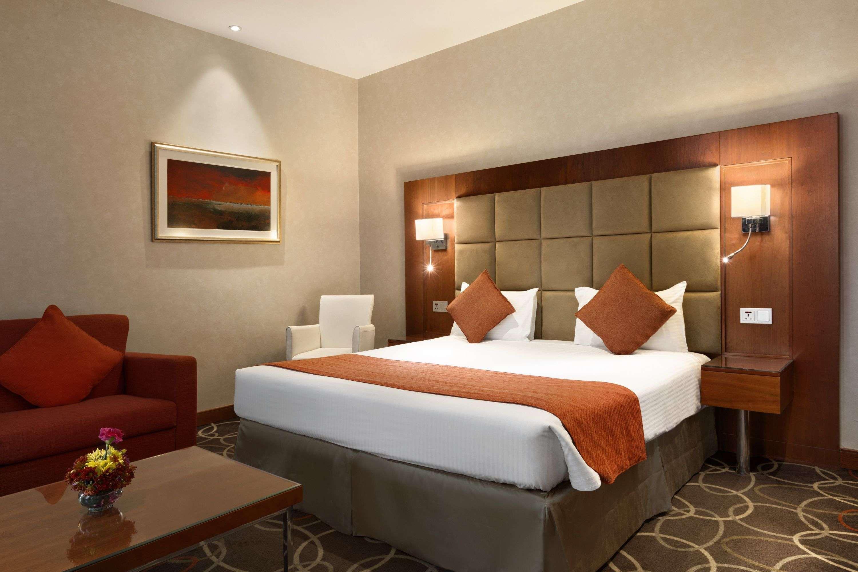 Hotel Montreal Barsha 4*