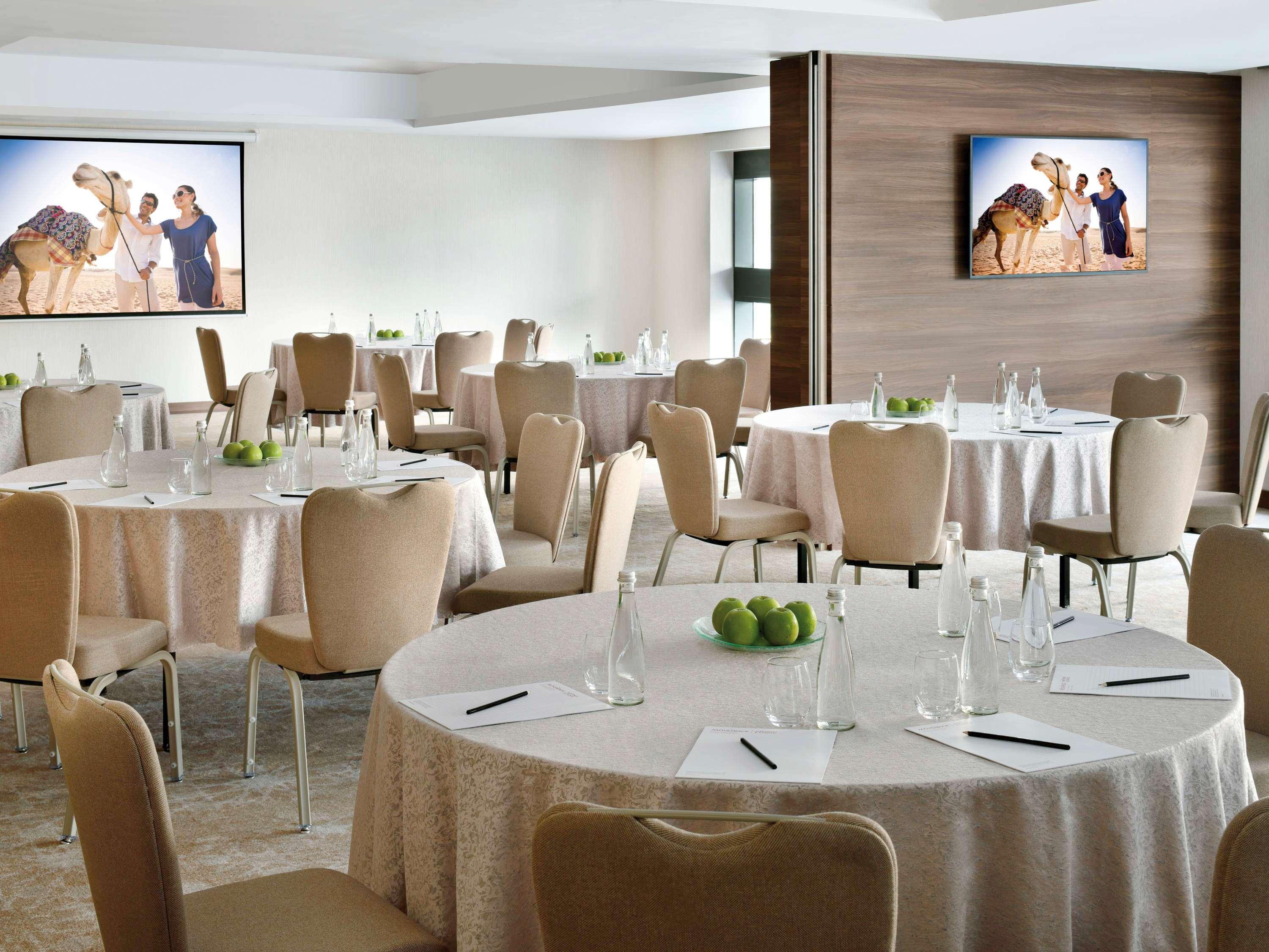 Mövenpick Downtown 5* Dubai