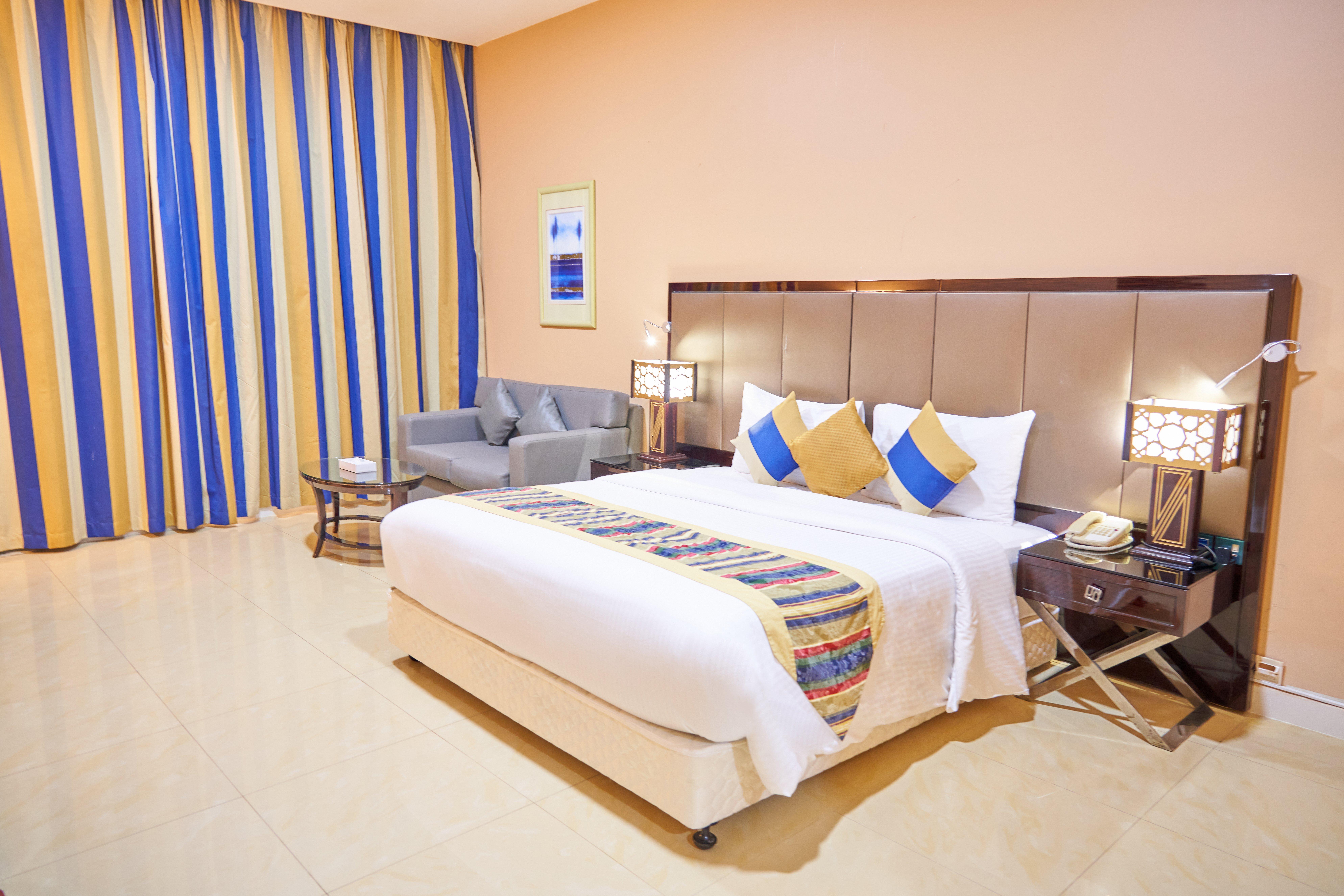 Aparthotel City 3*