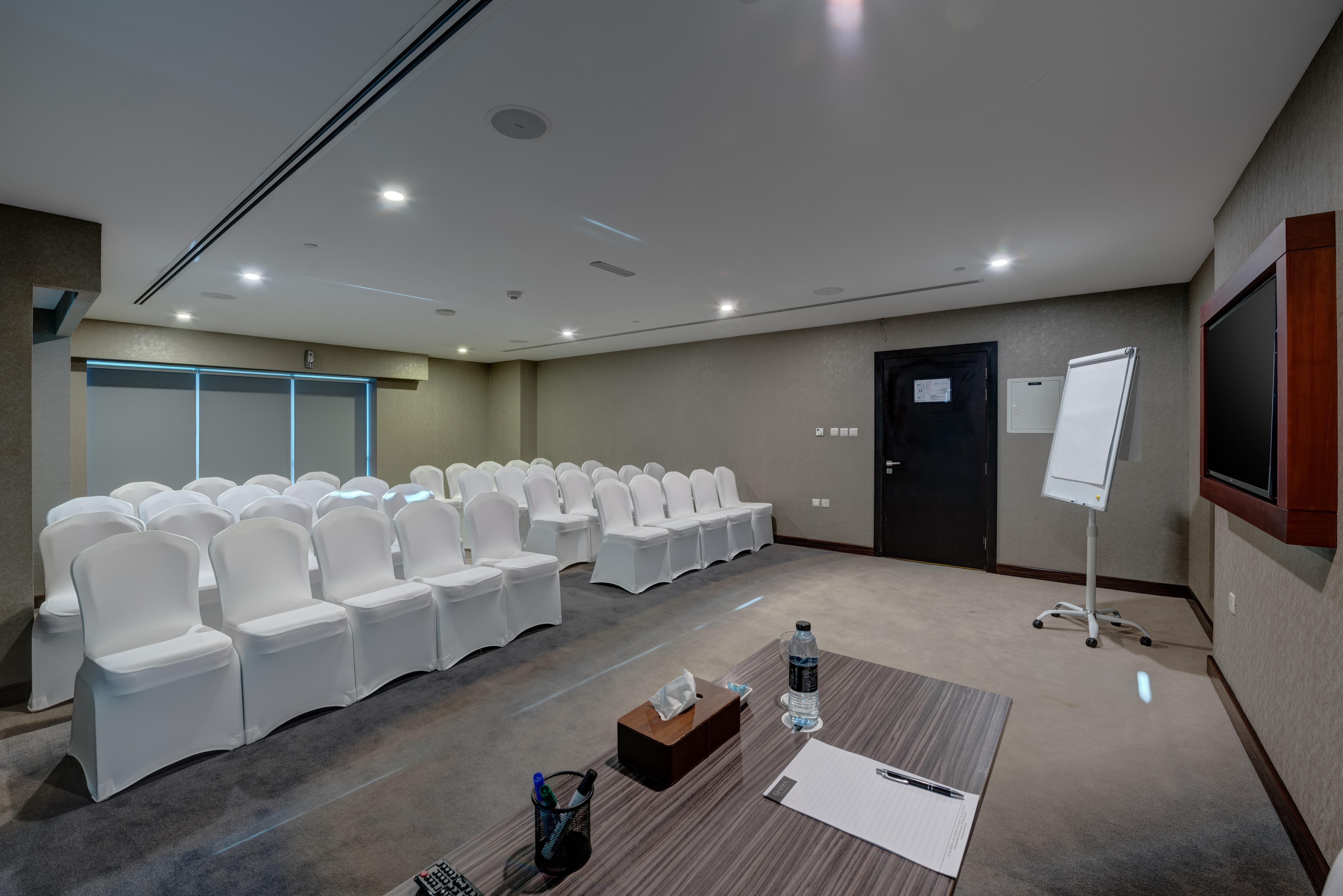 Vintage Grand - Formerly Ghaya Grand Aparthotel Dubai