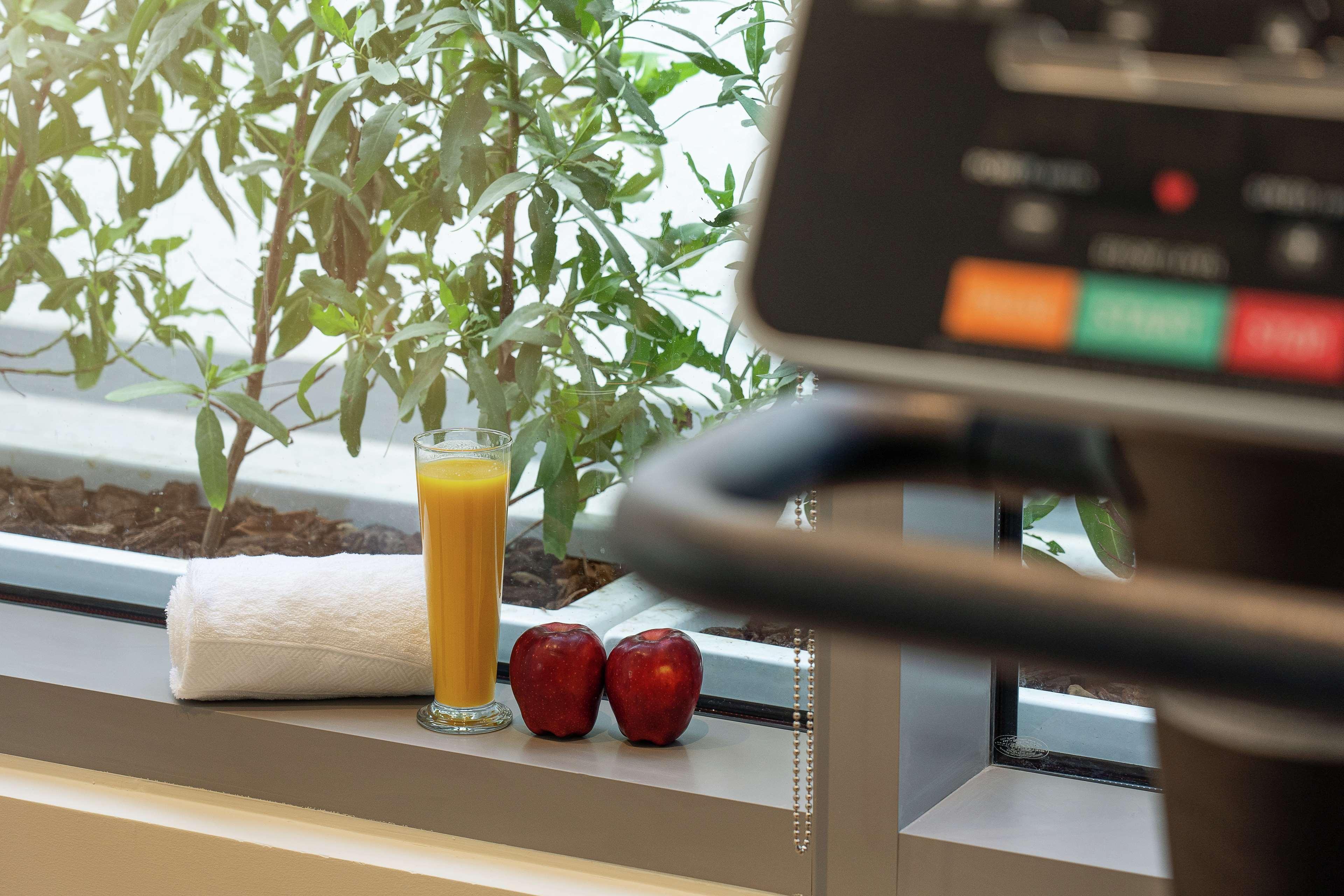 Hotel Hampton By Hilton Al Barsha