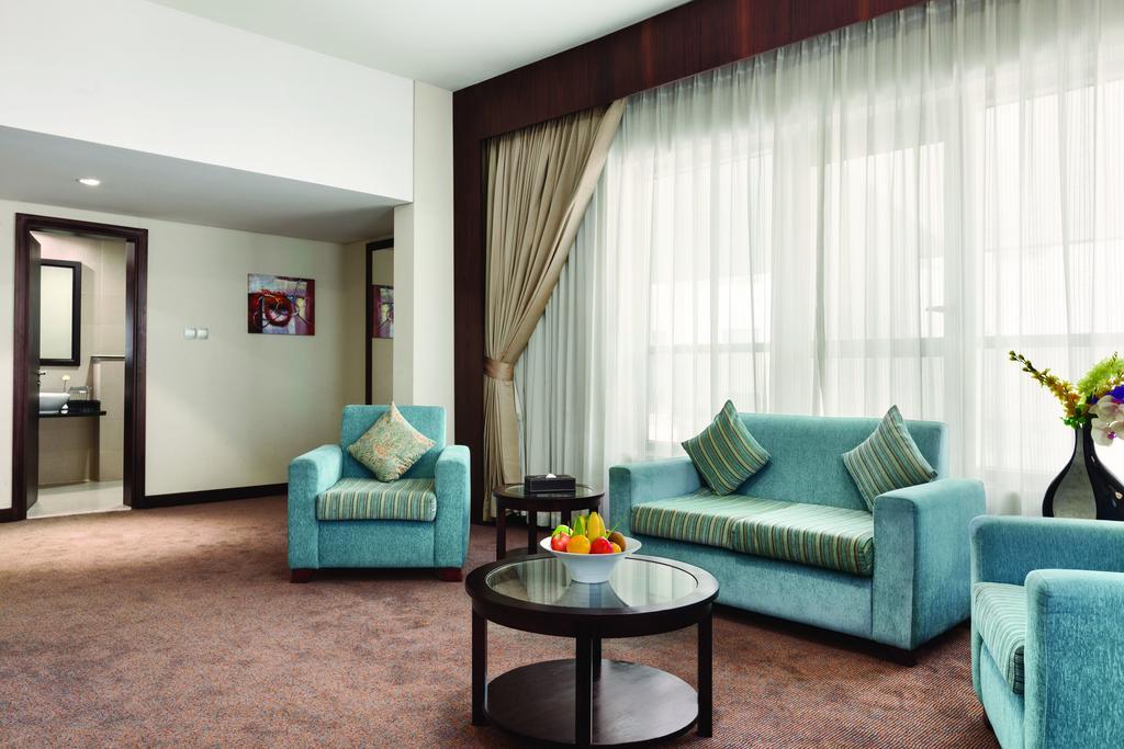 Ramada By Wyndham Deira Hotel
