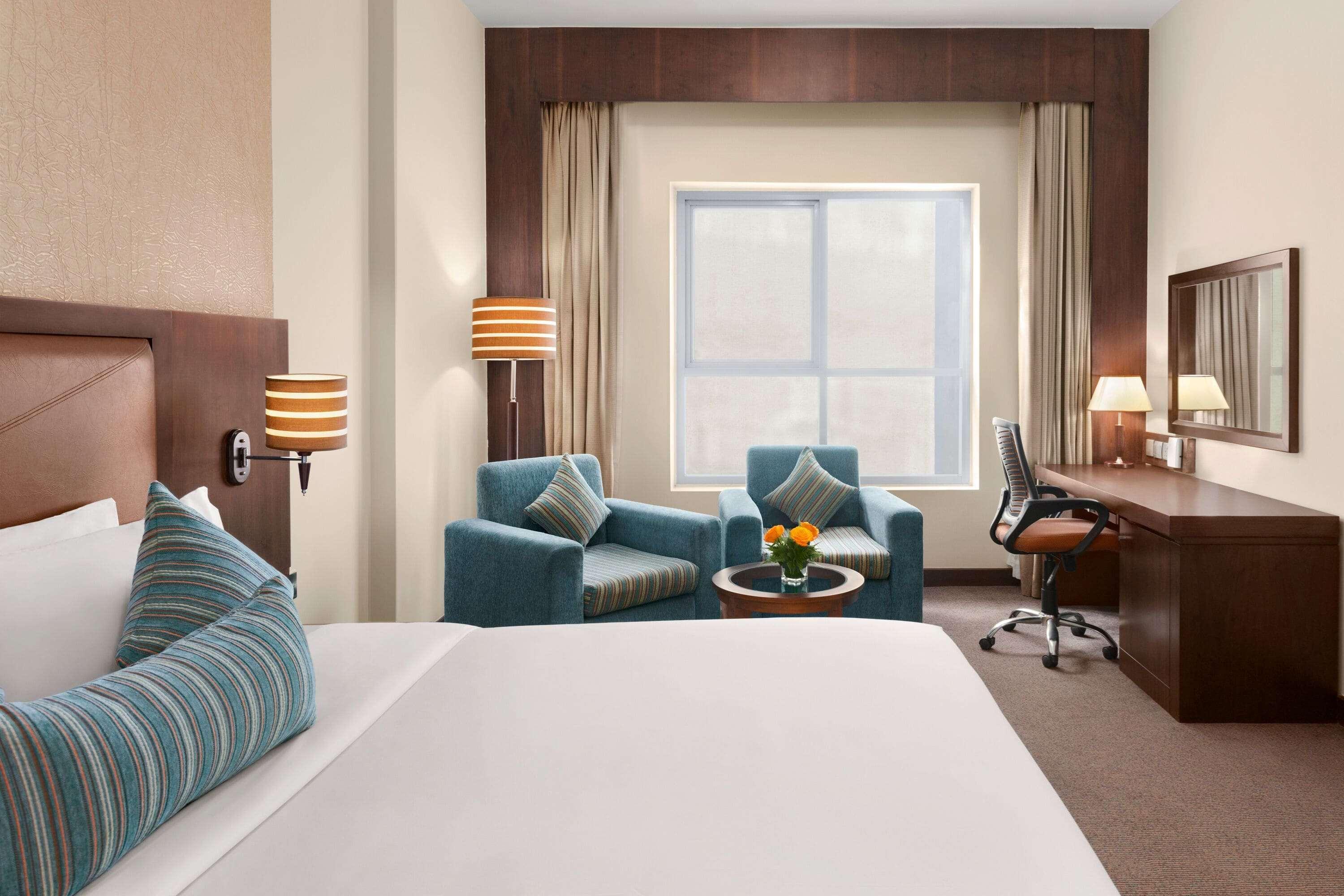 Ramada By Wyndham Deira 4*