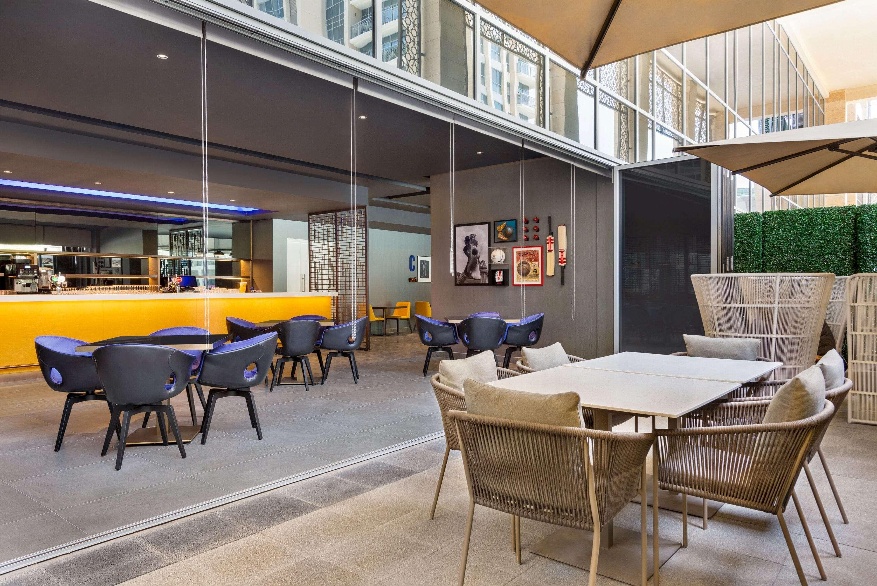 Hotell Novotel Dubai Gold District 4*